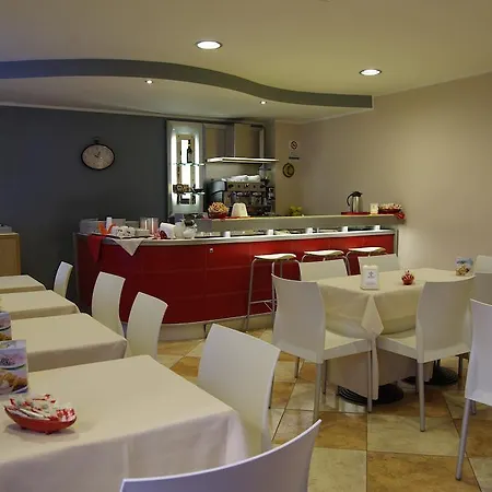 Ξενοδοχείο San Martino 3*
